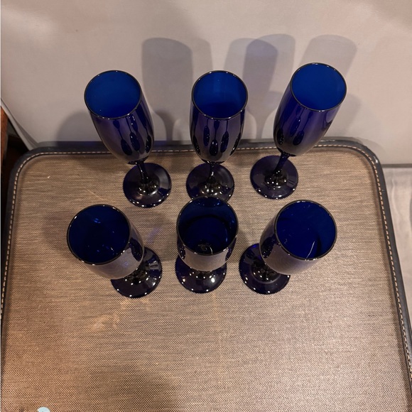Set of 6 vintage Libbey cobalt champagne flutes - Picture 2 of 3
